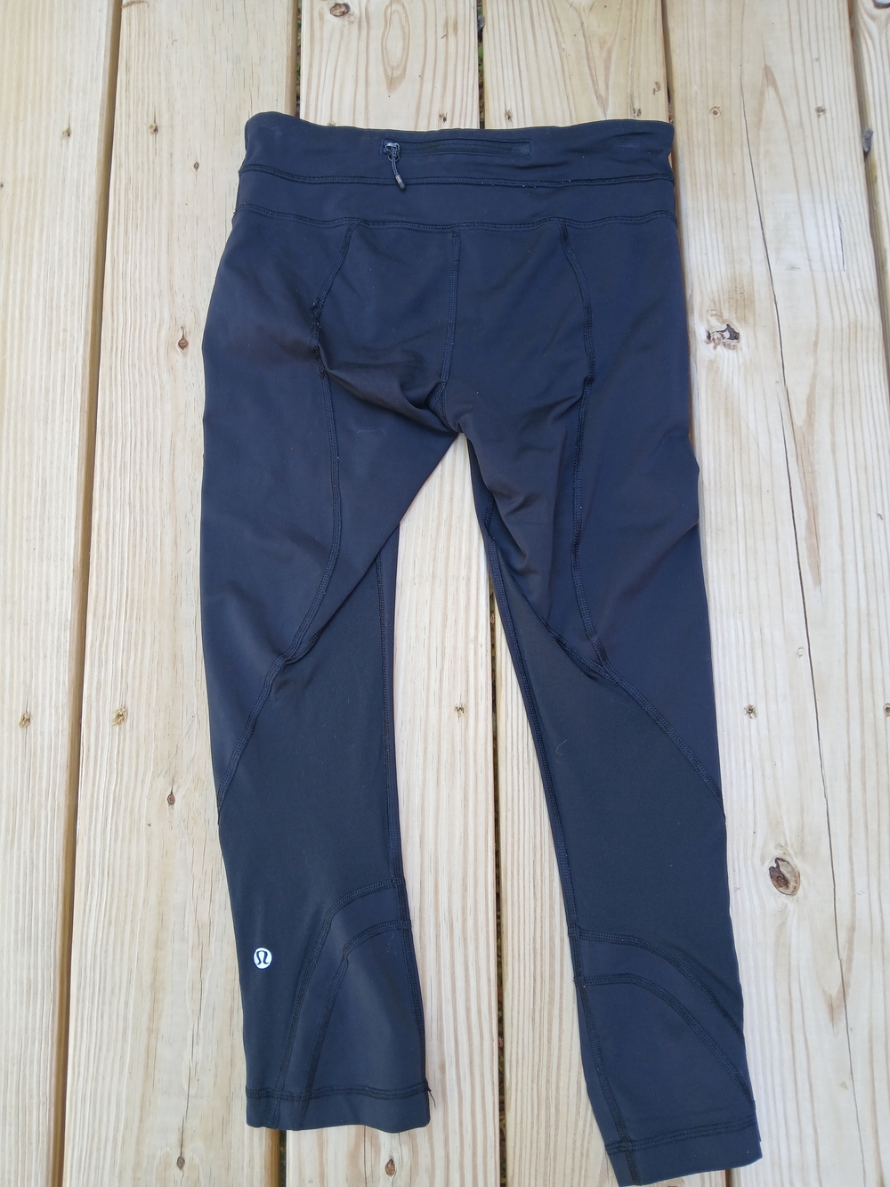 lululemon athletica Women's Black Cropped Performance Leggings